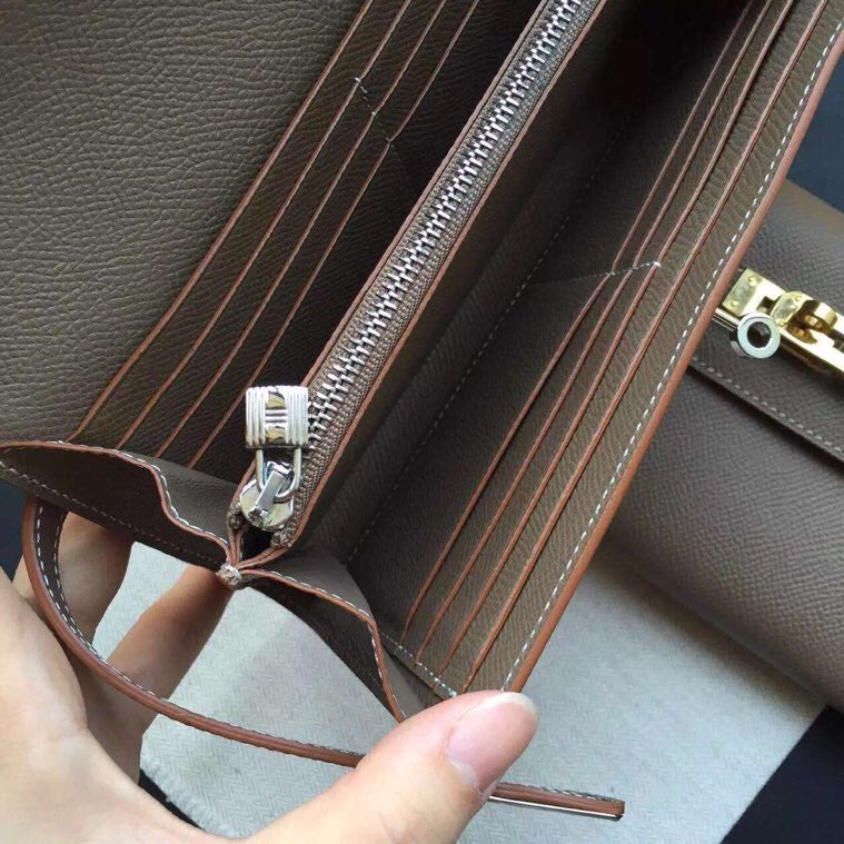 HM KELLY CLASSIC WALLET 20.5 CEDAR CALFSKIN - GOLD HARDWARE