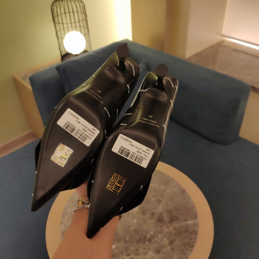 POINTED TOE PUMPS BLACK WITH LOGO PRINT SMOOTH CALFSKIN - 34