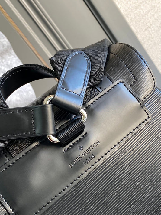 Рюкзак LV x SUPREME CHRISTOPHER SMALL 47 зі шкіри Epi чорного кольору
