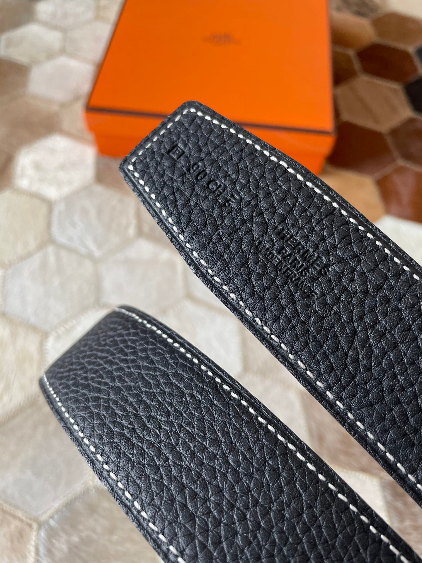 HM CONSTANCE BELT BUCKLE & REVERSIBLE BLACK LEATHER STRAP 38MM SILVER HARDWARE - 30