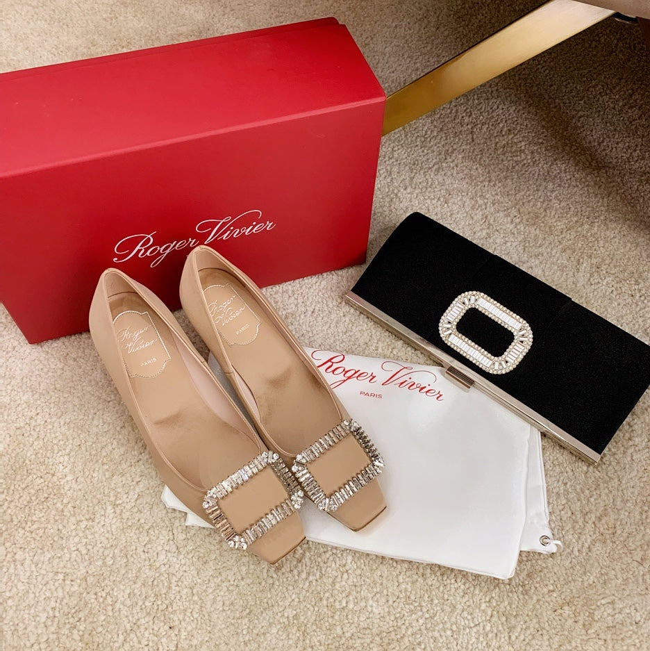 TROMPETTE PUMPS IN BEIGE SILK CRYSTAL BUCKLE - 34