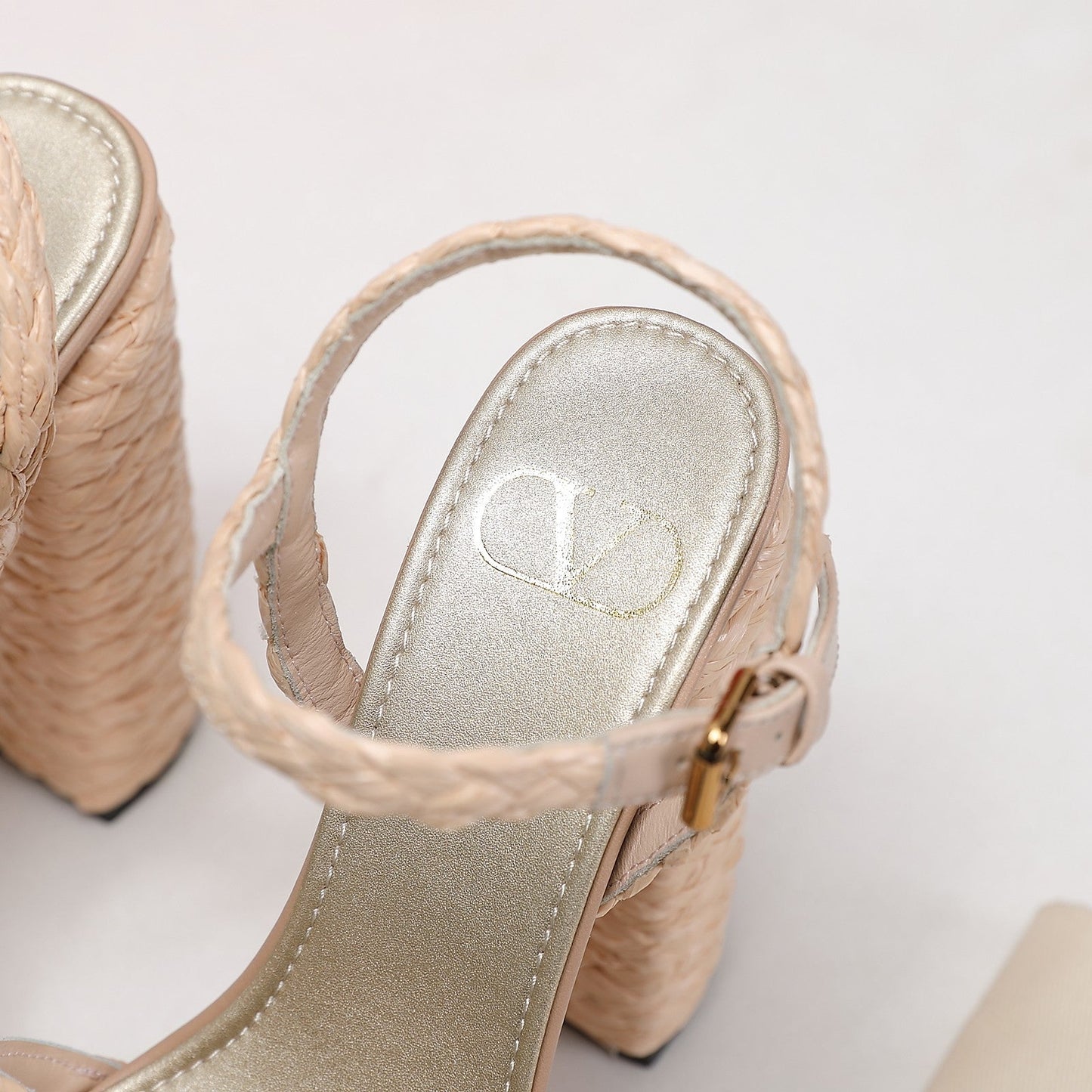 VLTN ESPADRILLE WEDGE SANDALS 25S 130 MM IN BEIGE RAFFIA WITH GOLD HARDWARE - 35