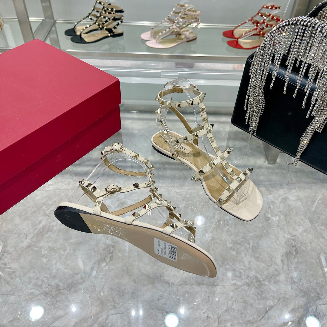 ROCKSTUD SANDAL WITH STRAPS IN WHITE CALFSKIN - 35