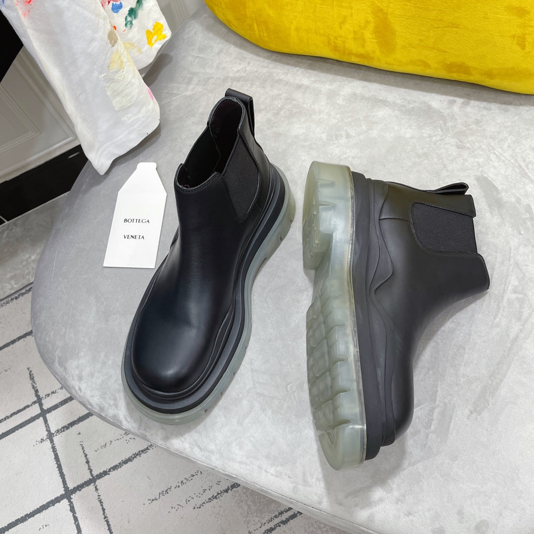 TIRE CHELSEA BOOT IN BLACK CALFSKIN WITH PALE GRAY SOLE - 35 / Ankle Boots