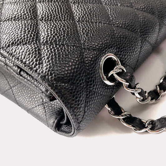 СУМКА FLAP BAG 25 З ЧОРНОЇ ЗЕРНИСТОЇ ШКІРИ СРІБНА ФУРНІТУРА