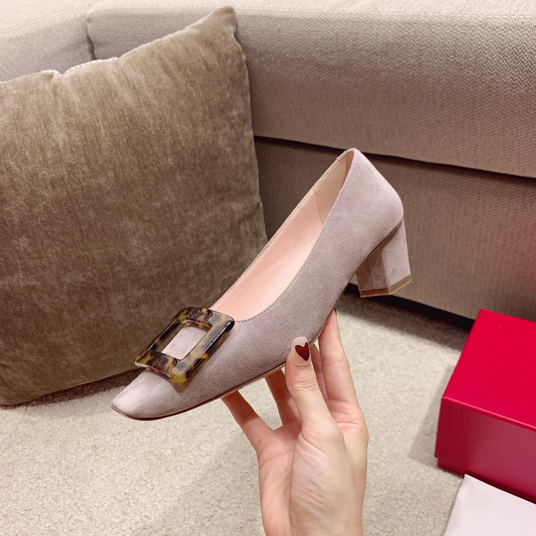 BELLE VIVIER PUMPS IN TAUPE SUEDE TORTOISESHELL BUCKLE - 34