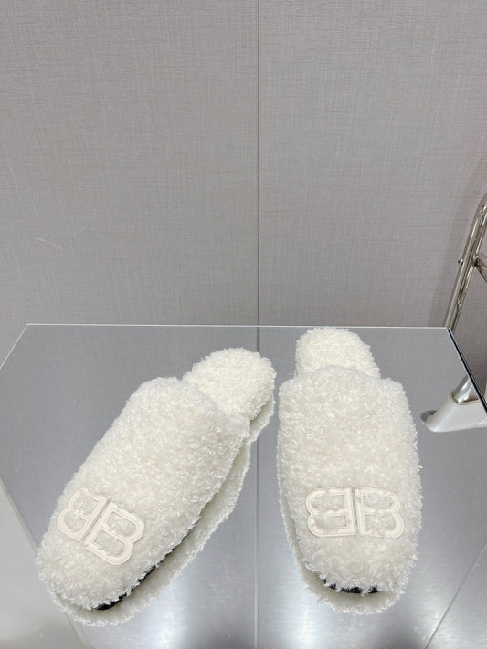 BALENCIAGA 25S MULES IN WHITE WOOL WITH LOGO - 35
