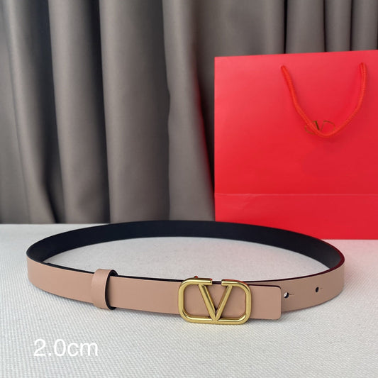 REVERSIBLE VLOGO SIGNATURE BELT IN GLOSSY BEIGE BLACK CALFSKIN GHW 20 MM - 30