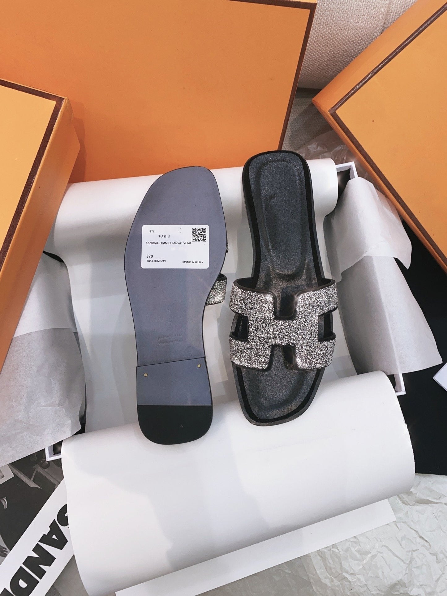 0ran Sandal Caviar Black Leather - 35