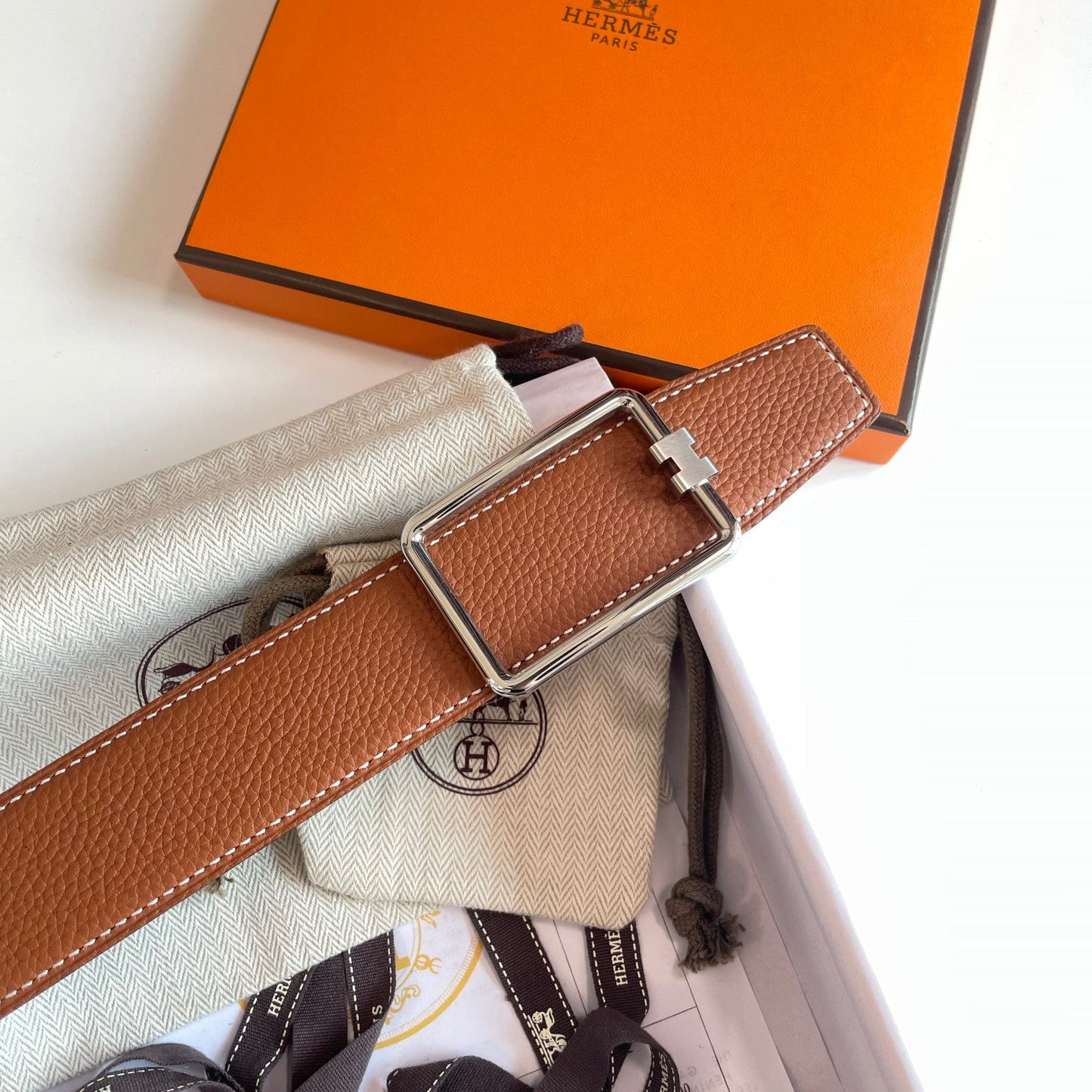 TUBE H BELT BUCKLE & REVERSIBLE BLACK AND CINNAMON BROWN LEATHER STRAP 38MM SILVER HARDWARE - 30