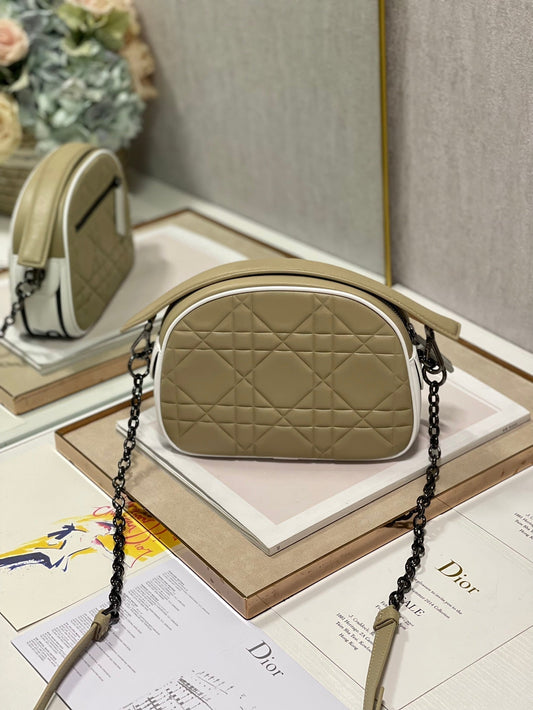 СУМКА VIBE HOBO 22 З ТЕЛЯЧОЇ ШКІРИ КОЛЬОРУ ЕКРЮ ТА БЕЖЕВОГО