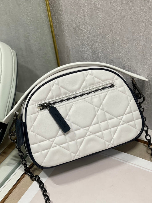 Сумка VIBE HOBO 22 З БІЛОЇ ТЕЛЯЧОЇ ШКІРИ