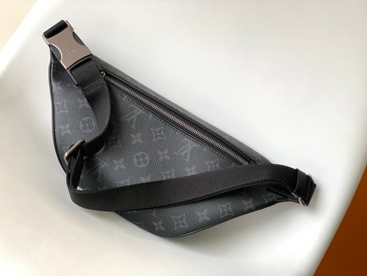 LV 25S DISCOVERY СУМКА НА ПОЯС 44 ЧОРНА З ТЕЛЯЧОЇ ШКІРИ MONOGRAM ECLIPSE