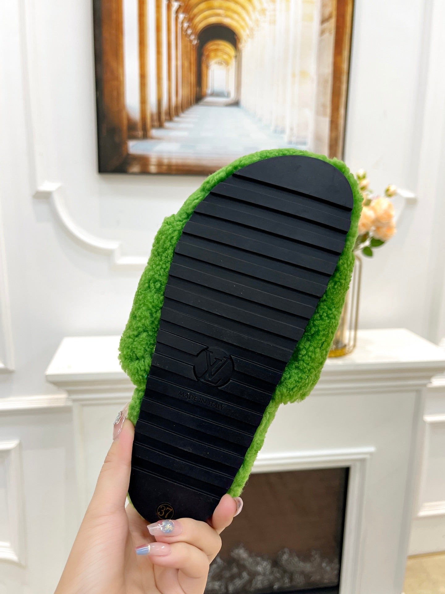 LV FLAT SLIPPER IN LAWN GREEN MIX CHERRY RED SHEARLING - 35