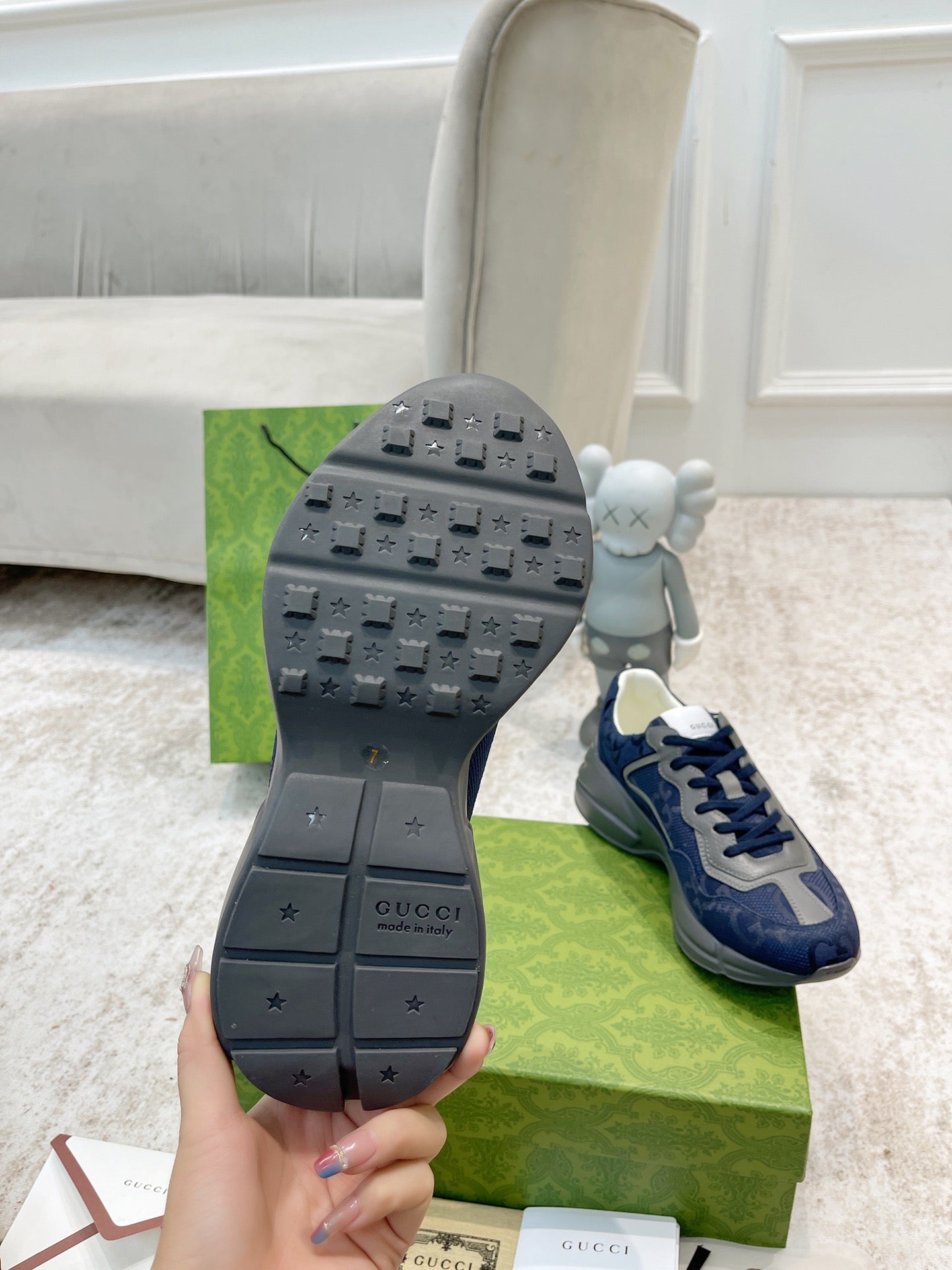 GG RHYTON TRAINER NAVY AND GRAY LAMBSKIN - 35
