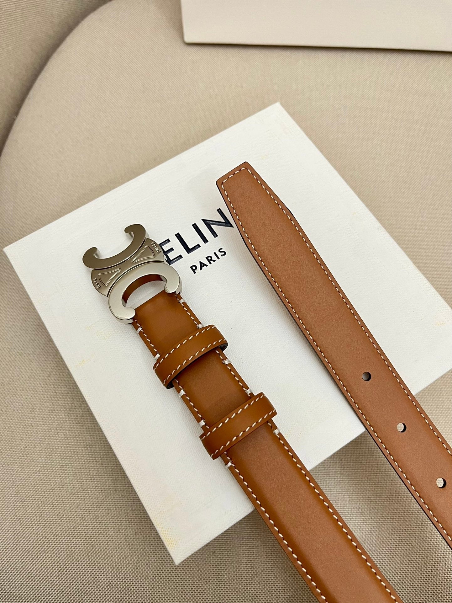 CELINE 25S TRIOMPHE 25MM BELT IN CARAMEL CALFSKIN SILVER HARDWARE - 26 - 28