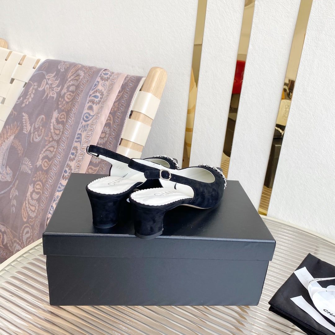 CC SLINGBACK 25S 30 MM IN BLACK SUEDE WITH SILVER HARDWARE - 35