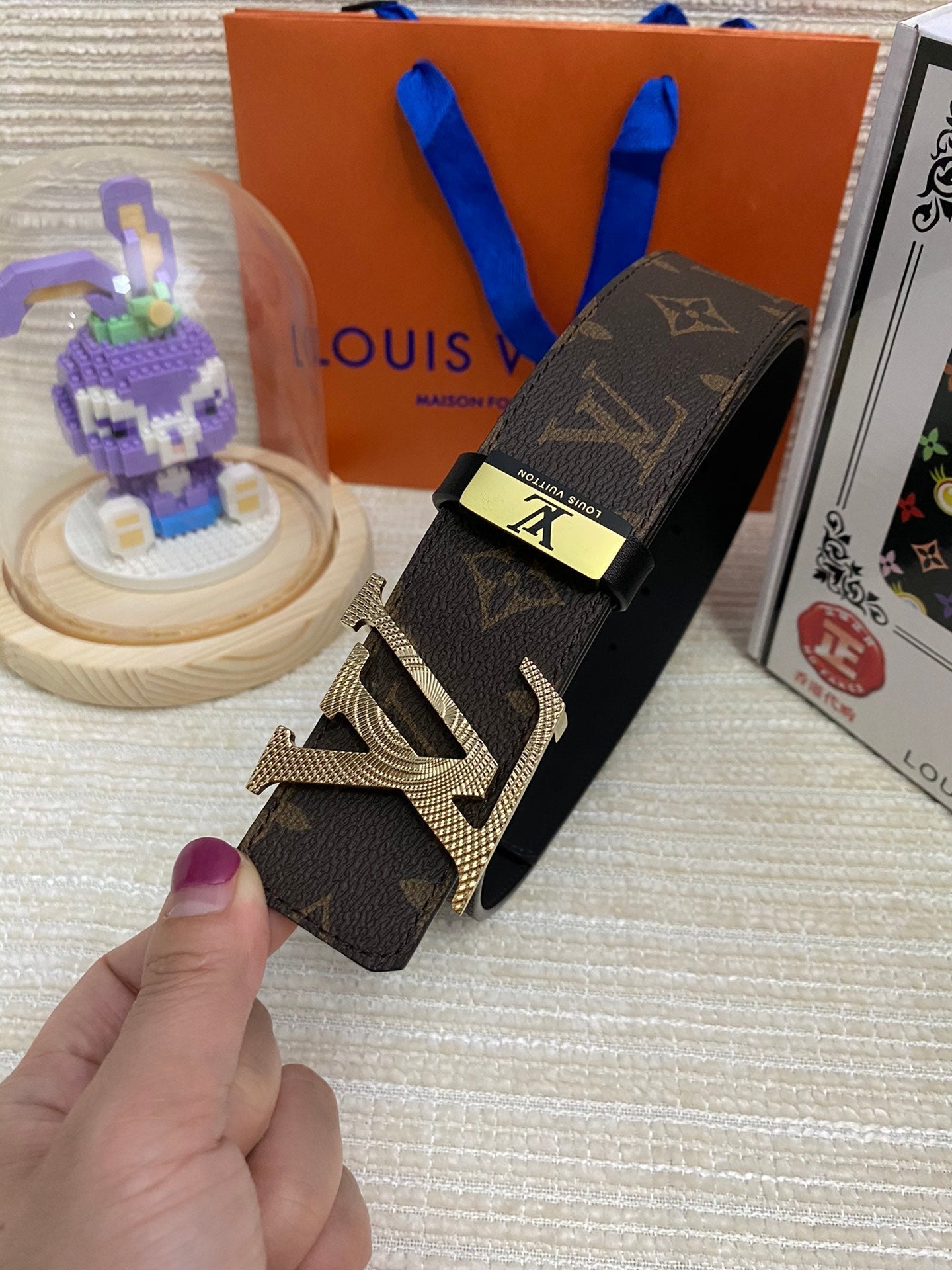 LV 25S BELT 38 MM IN DARK BROWN CALFSKIN PRINT PATTERNS 593286 - 26-28