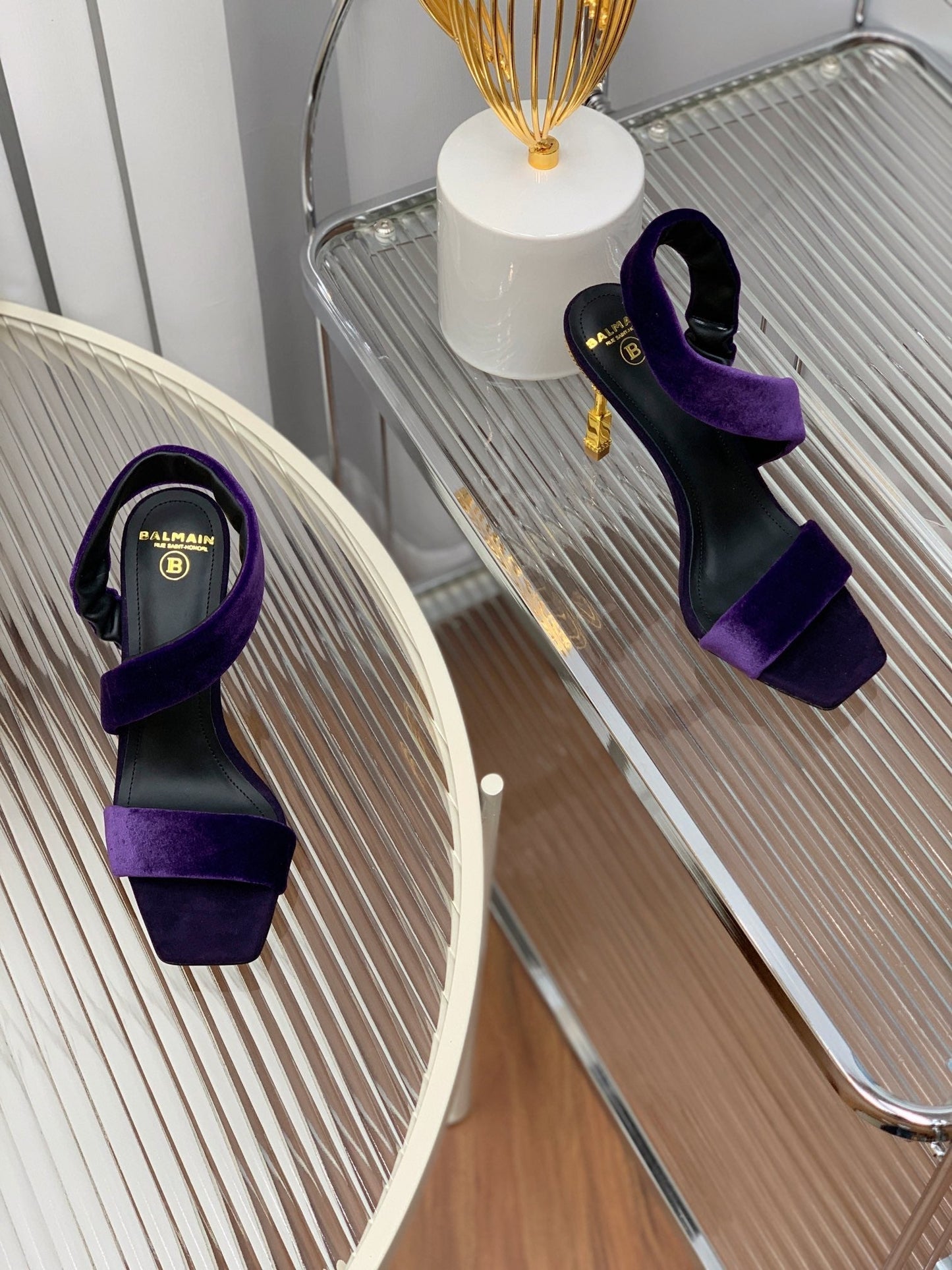 BALMAIN 25S MONETA HEELED SANDALS 95MM IN DEEP PURPLE VELVET - 35