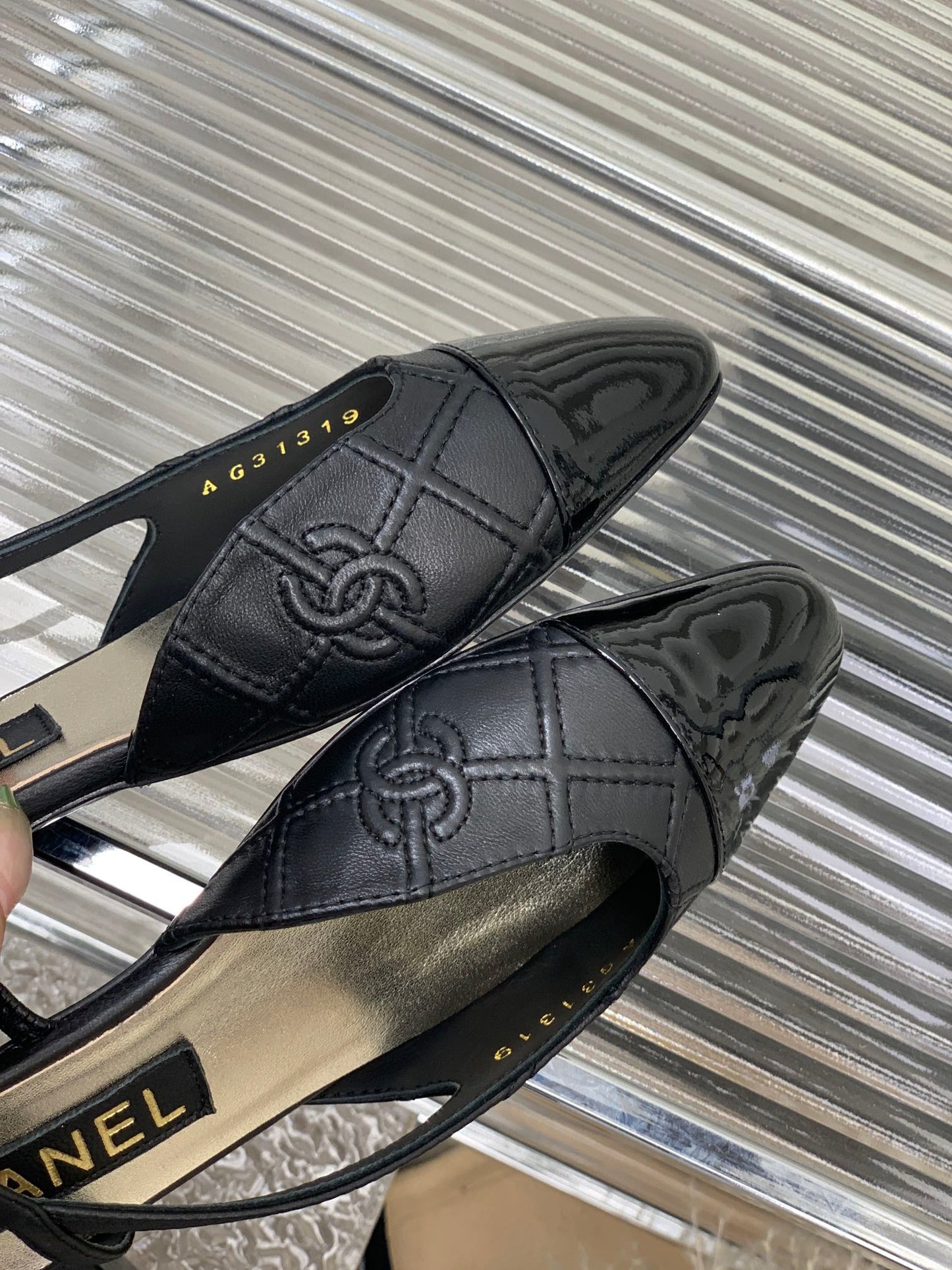 SLINGBACKS 20 BLACK CALFSKIN - 35