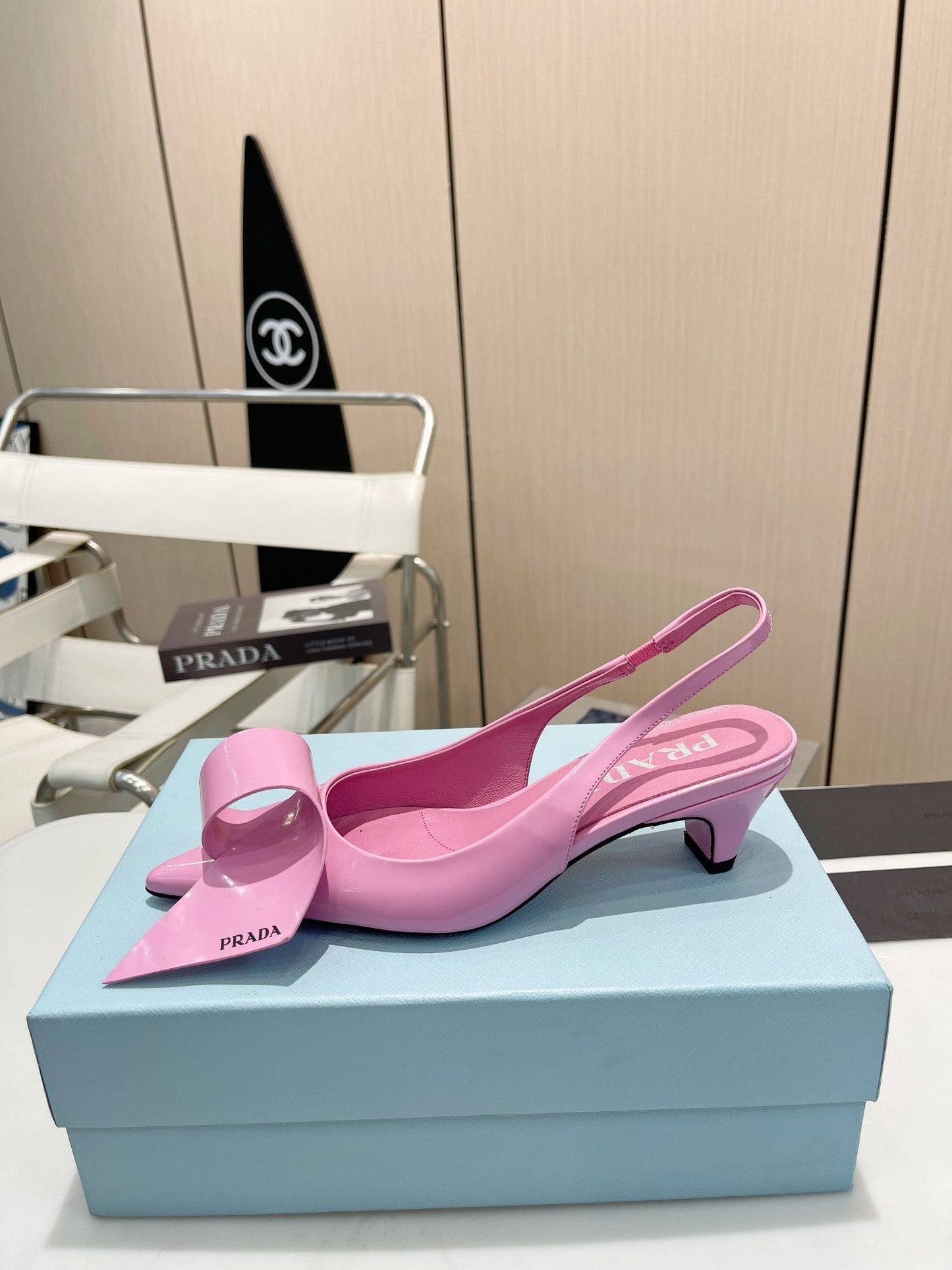 POINTED TOE SLINGBACK KITTEN HEEL WITH BOW IN PINK GLOSSY LAMBSKIN - 34