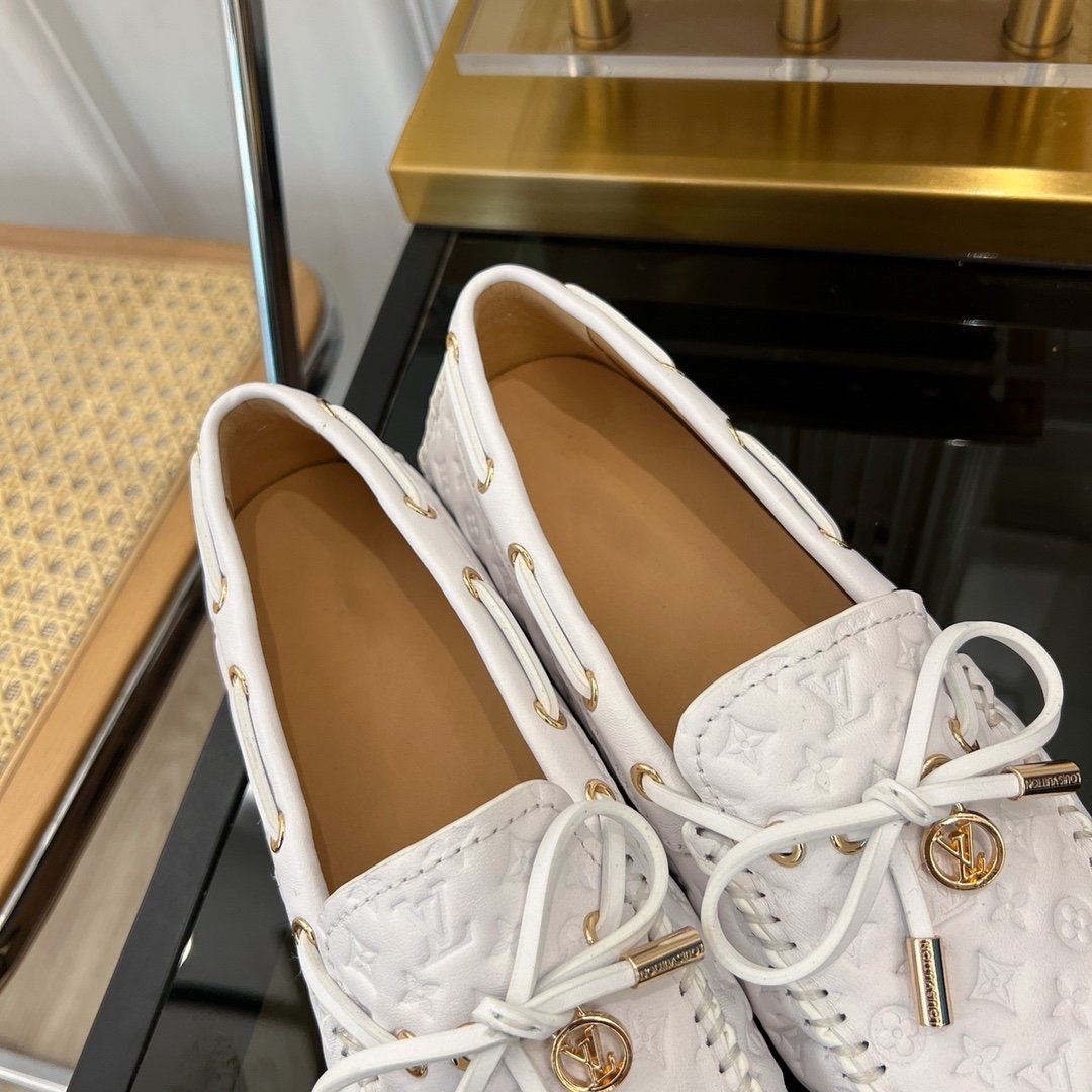 LV GLORIA FLAT LOAFER LOGO STAMPING WHITE - 35