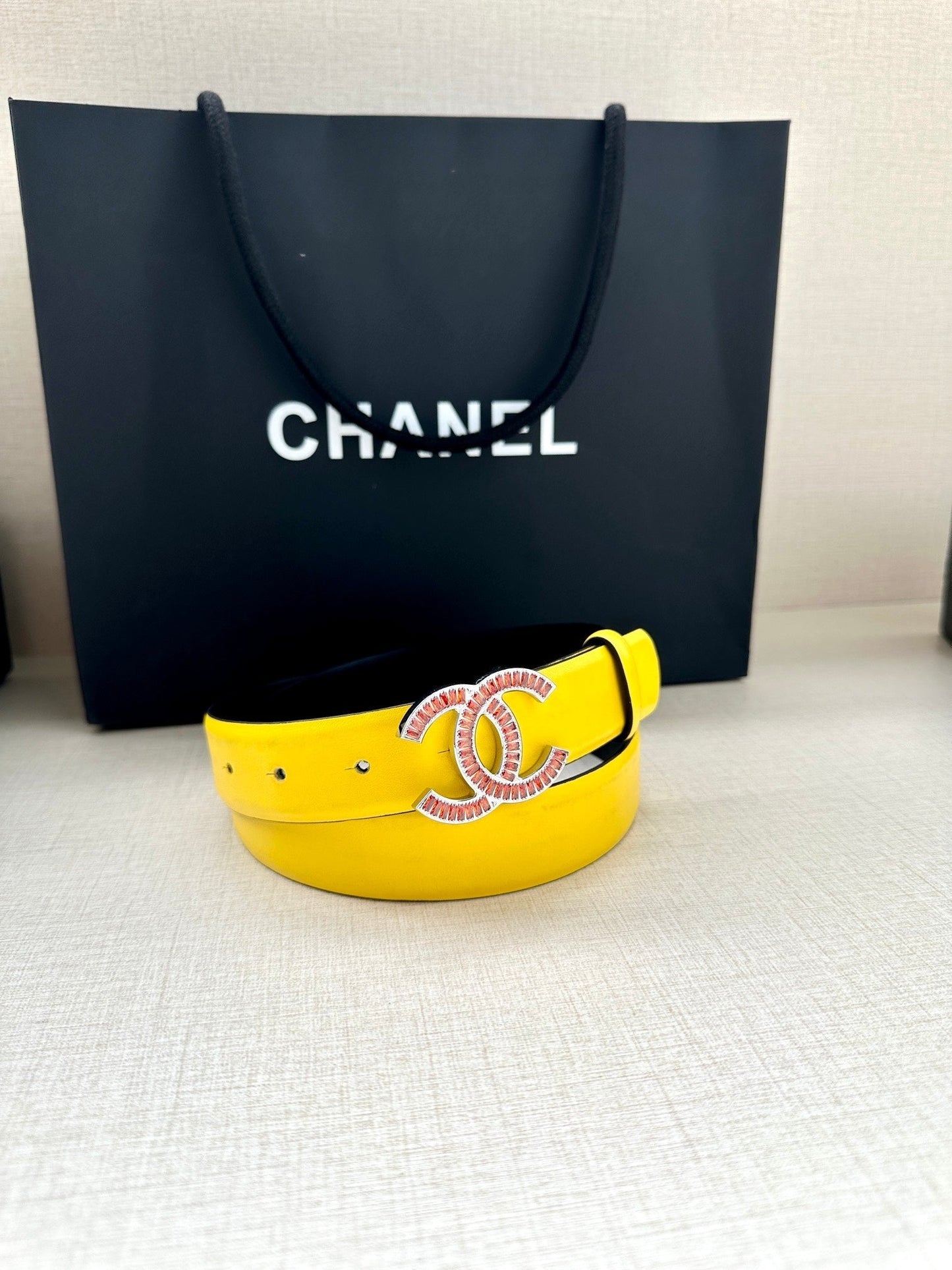 CHANEL 25S BELT 30 MM IN YELLOW CALFSKIN 616967 - 30