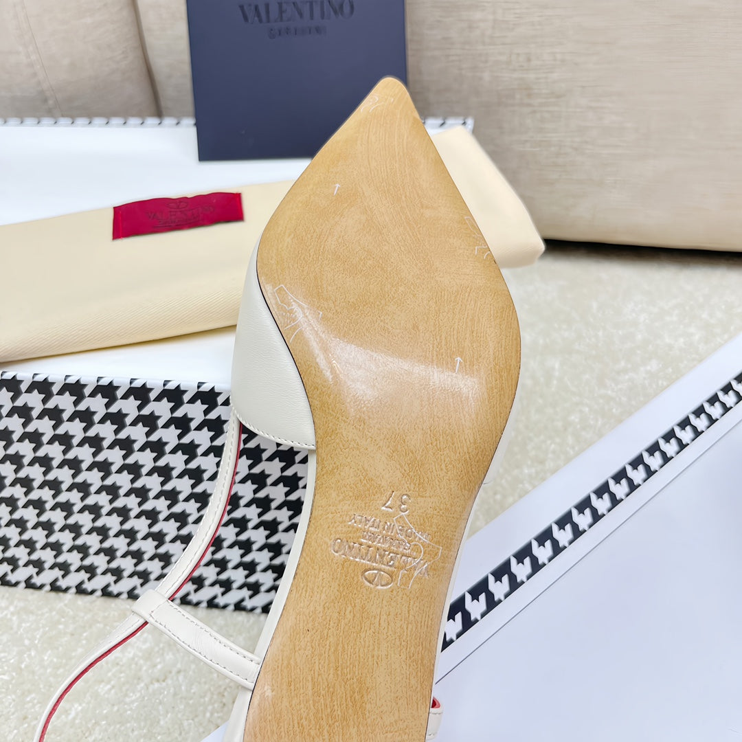 VLOGO SLINGBACK PUMP IN WHITE CALFSKIN LEATHER WITH GOLD LOGO - 35 / 4 cm