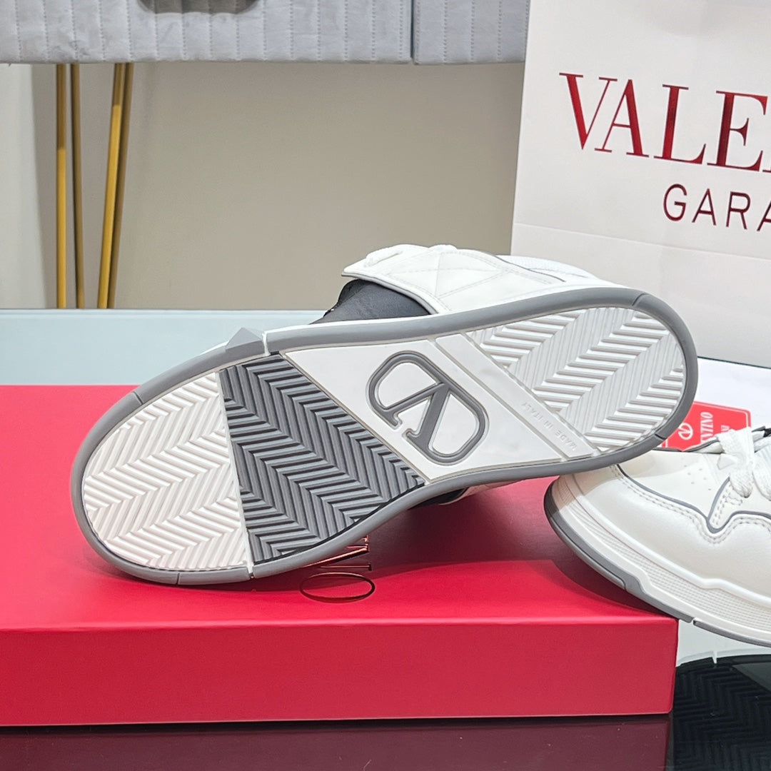 VALENTINO 25S GARAVANI OPEN SKATE SNEAKERS IN WHITE MIX BLACK LAMBSKIN STYLE 9 - 35