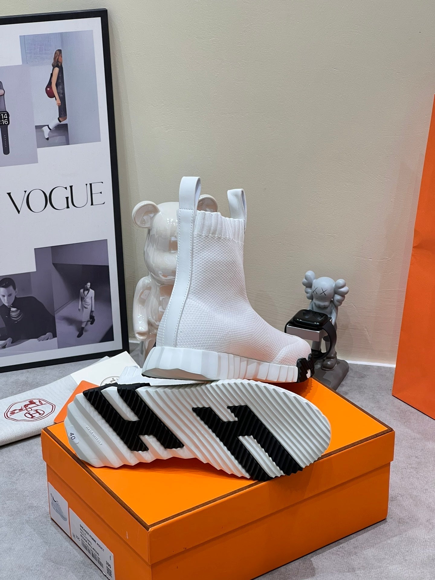 H FUN CLASSIC SNEAKER STYLISH WHITE FABRIC - 35
