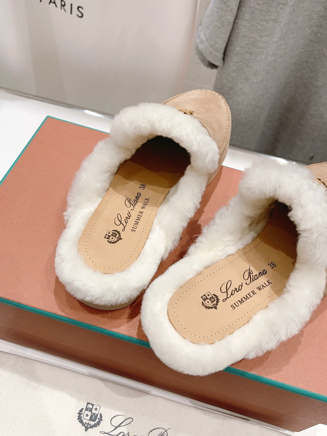 LP CHARMS WALK BABOUCHE LOAFERS CAMEL FLEECE - 35