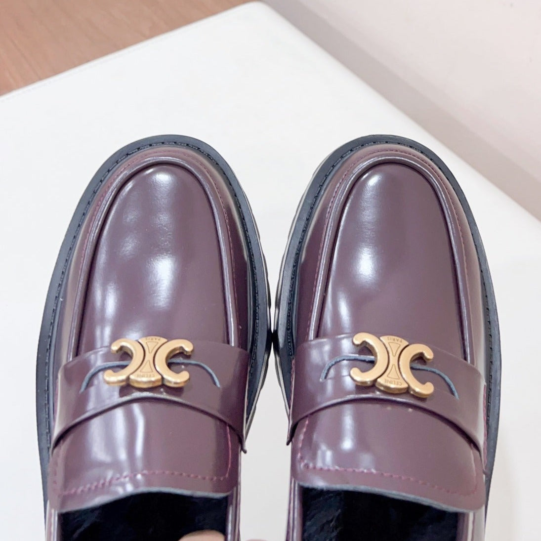 MARGARET LOAFER WITH TRIOMPHE CHAIN IN POLISHED BULL DEEP BROWN - 35