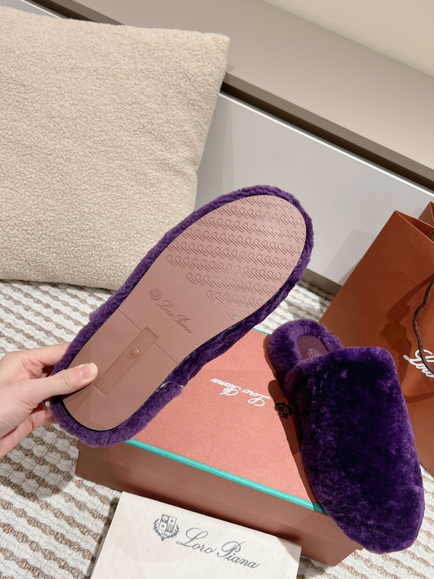 LP NATURAL WINTERCOZY WOOL VIOLET SLIPPERS - 35