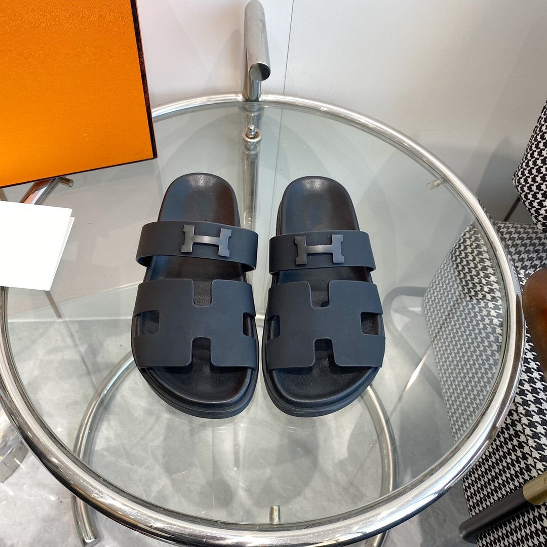 Chypre Sandal Black Leather - 35