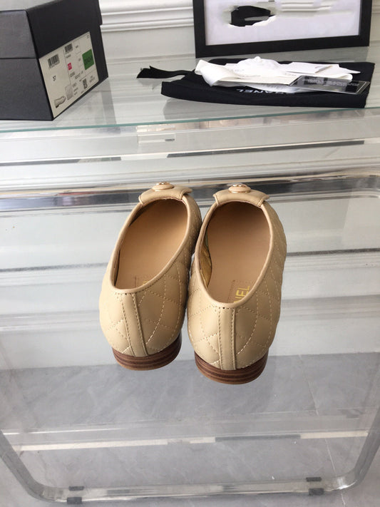 ballet flat quilted beige gold cc lock - 35