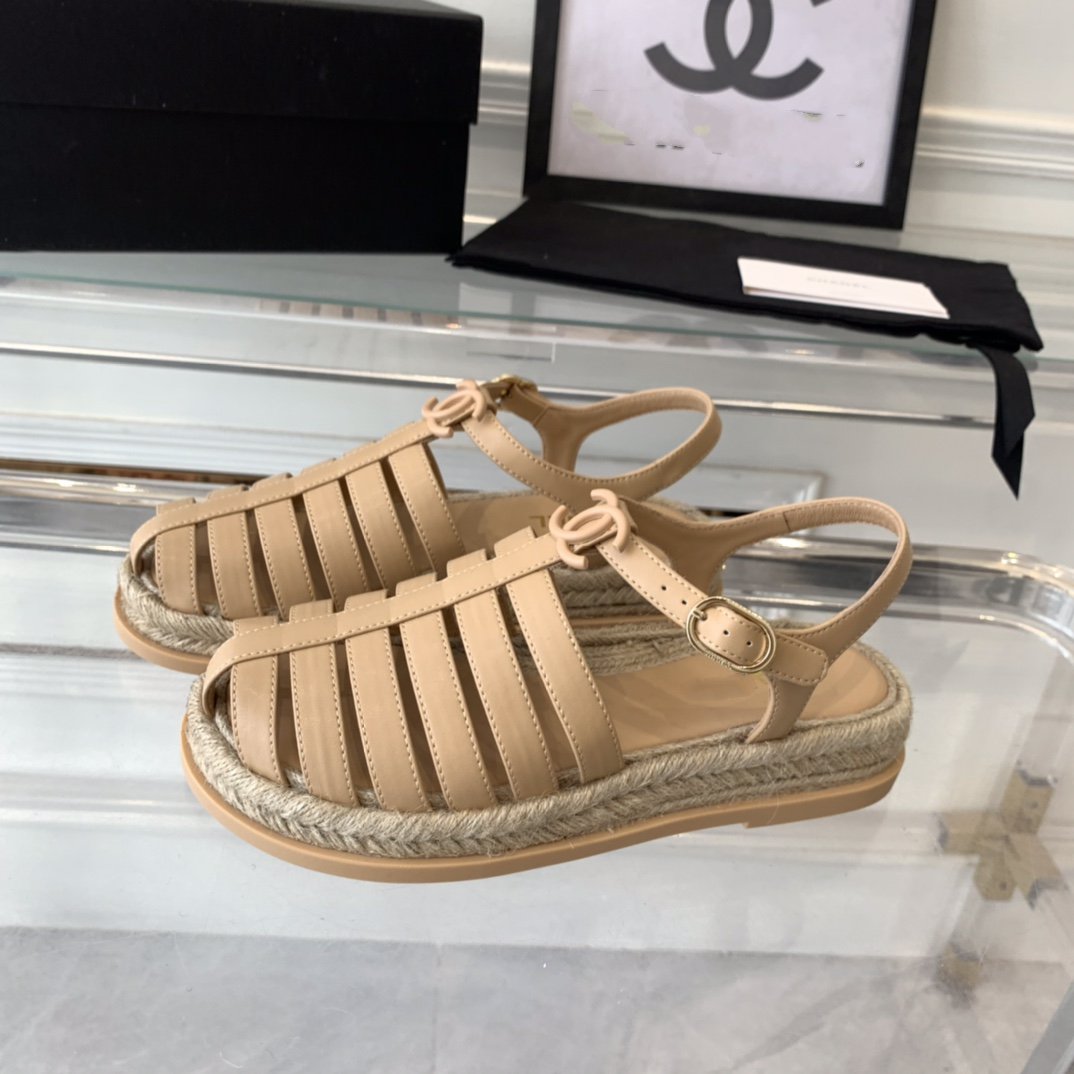 cc roman sandals beige lambskin - 35