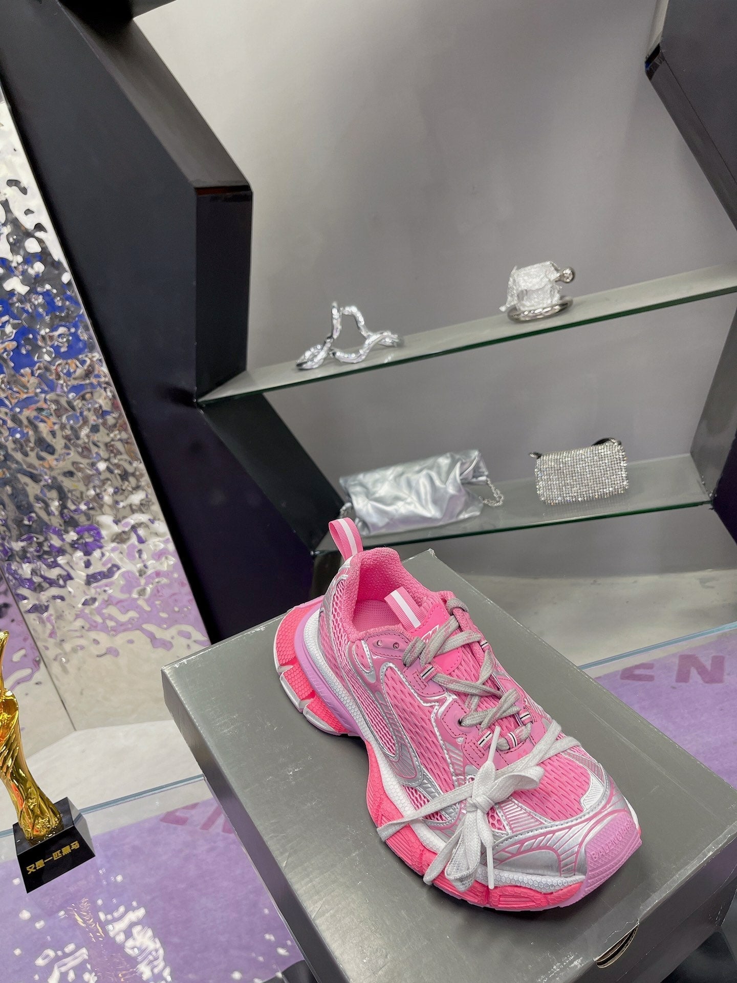 3XL SNEAKER IN PINK MIX SILVER MESH AND POLYURETHANE - 35