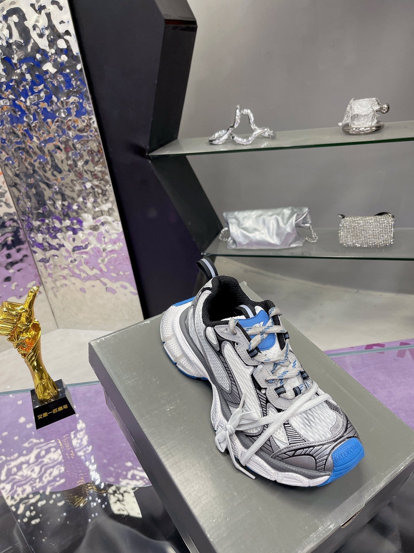 3XL SNEAKER IN WHITE GRAY BLUE MESH AND POLYURETHANE - 35