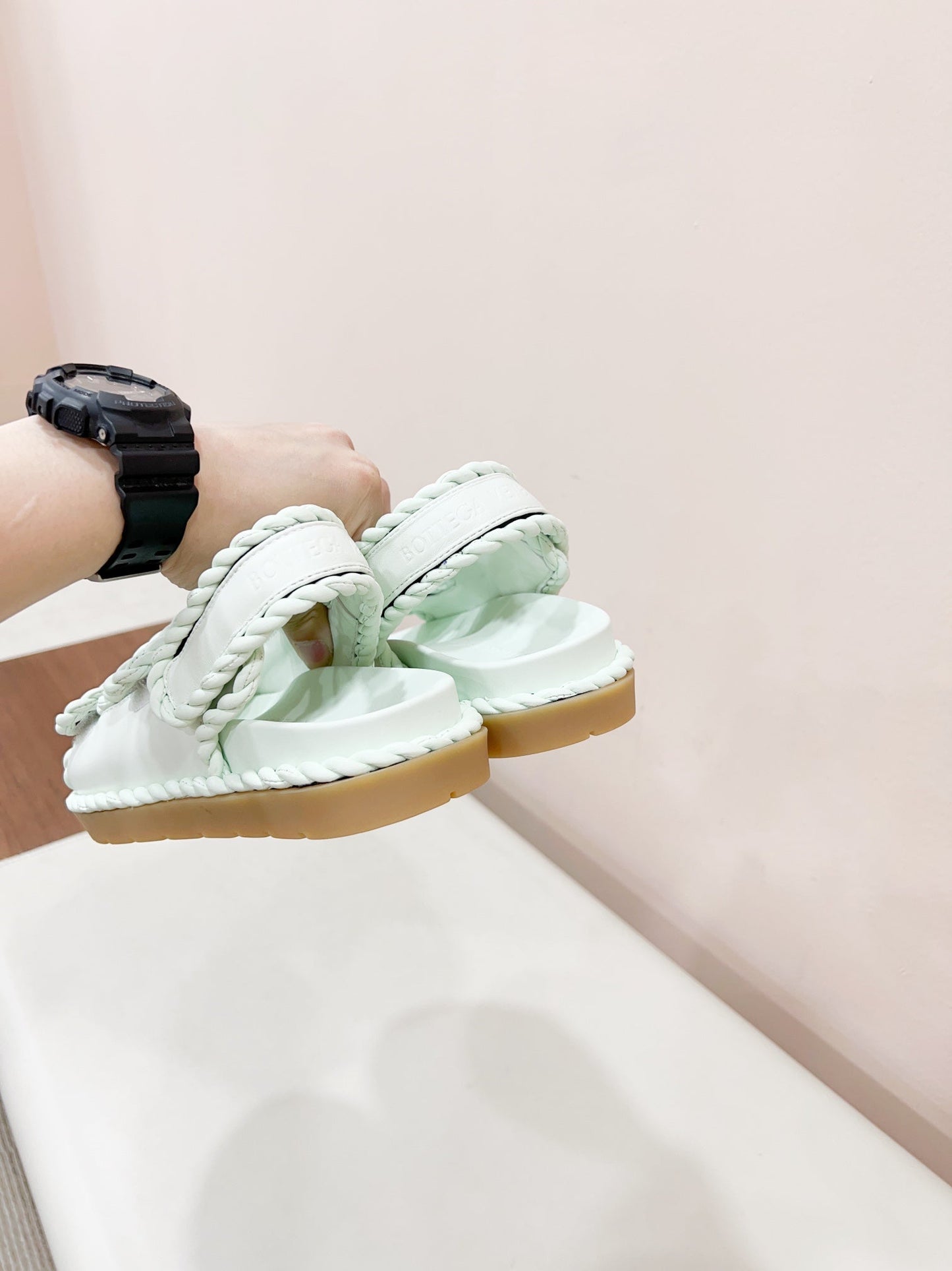 REFINED DAD SANDAL IN WHITE LAMBSKIN - 35
