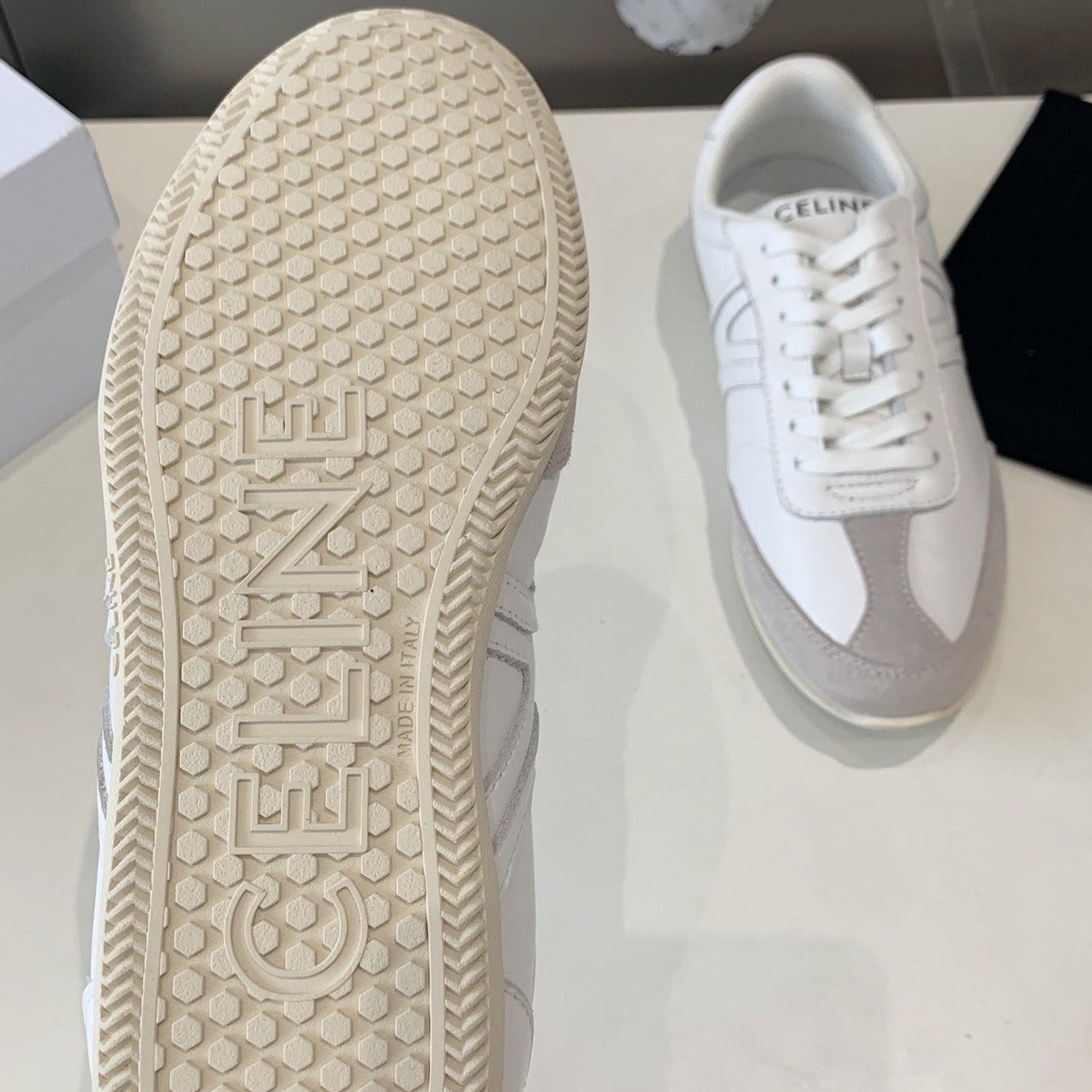 JOGGER LOW LACE-UP SNEAKER IN CALFSKIN & SUEDE CALFSKIN OPTIC WHITE/GREY - 35