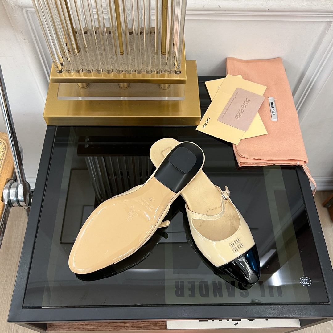 Cap Toe Mules Bright Cream Color Sheepskin - 35