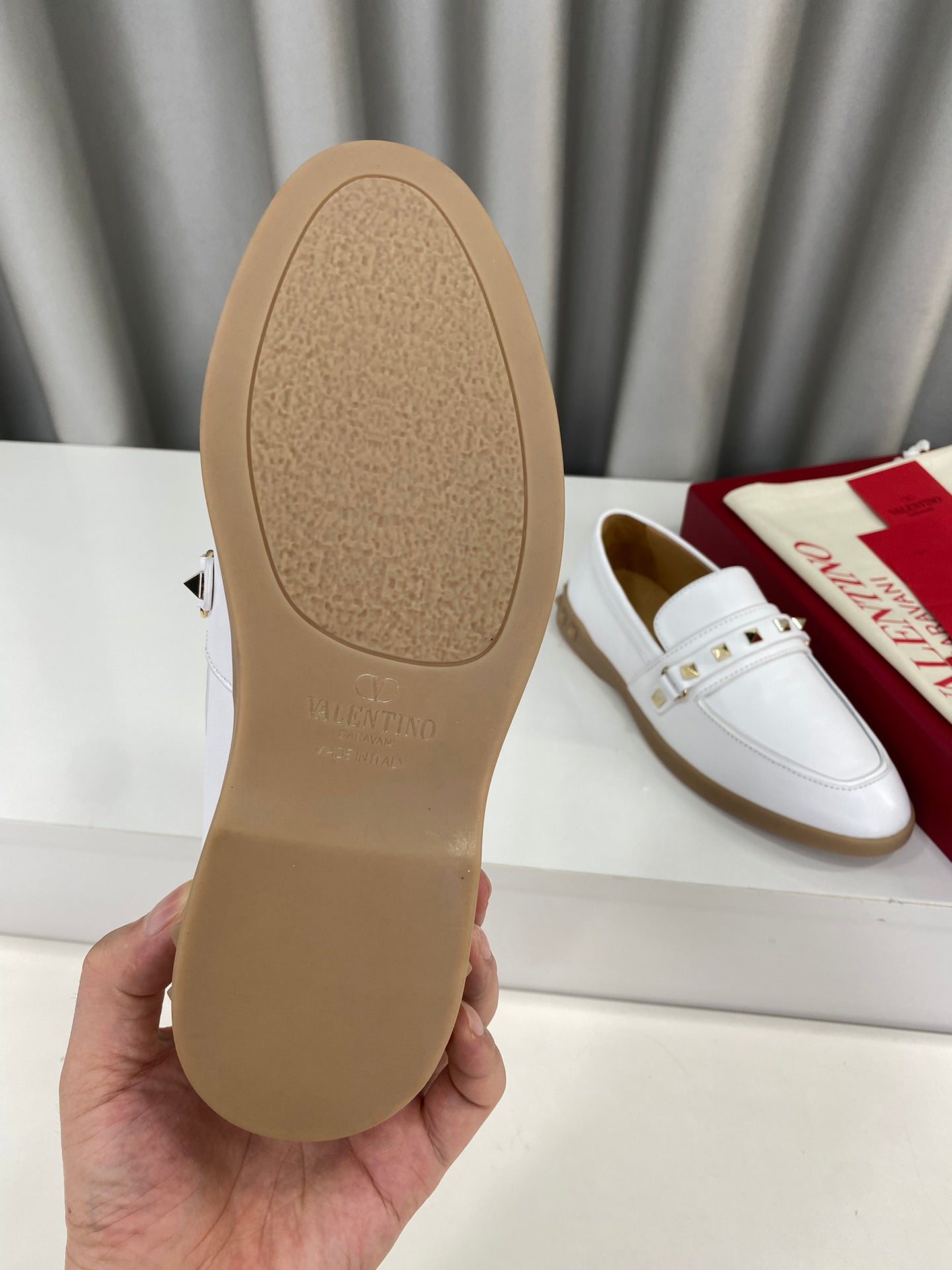 LEISURE FLOWS SPLIT LOAFER IN WHITE CALFSKIN - 35
