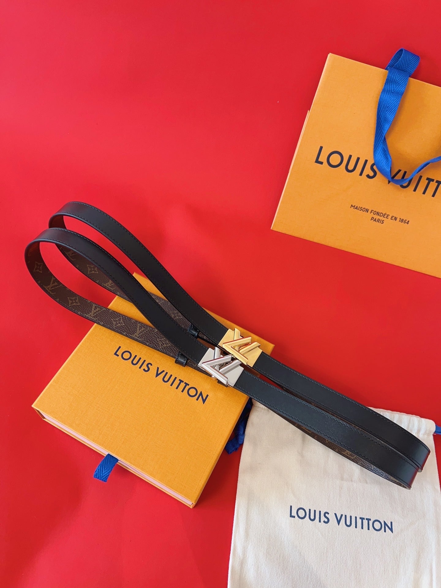 LV GO-14 20MM BELT IN BLACK CALFSKIN SILVER HARDWARE - 30