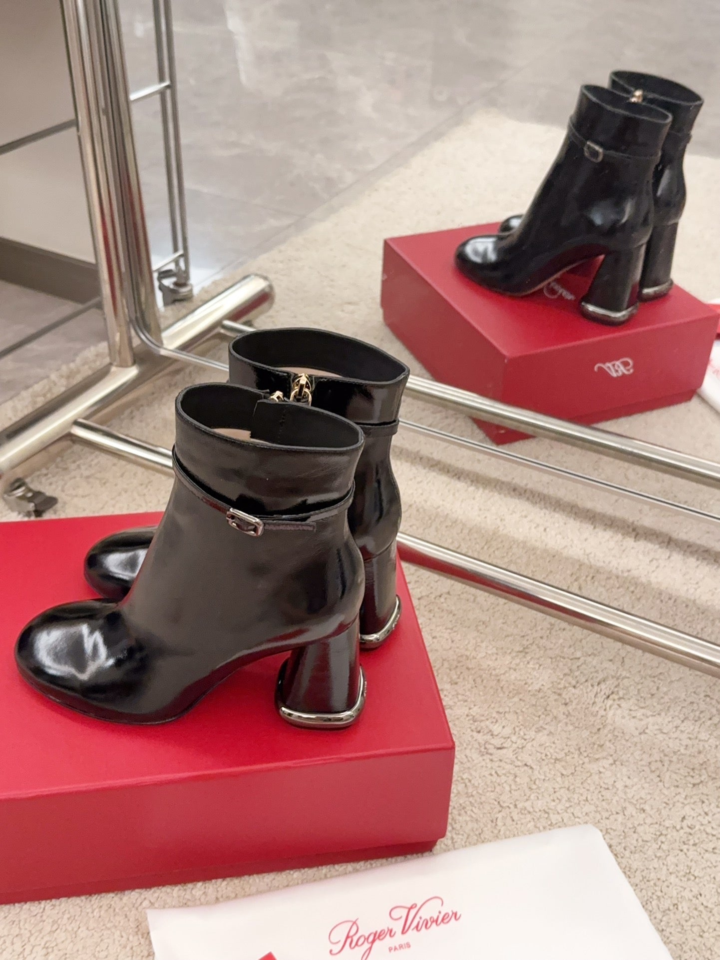 VIV' PODIUM BOOTIES IN BLACK LAMBSKIN - 34