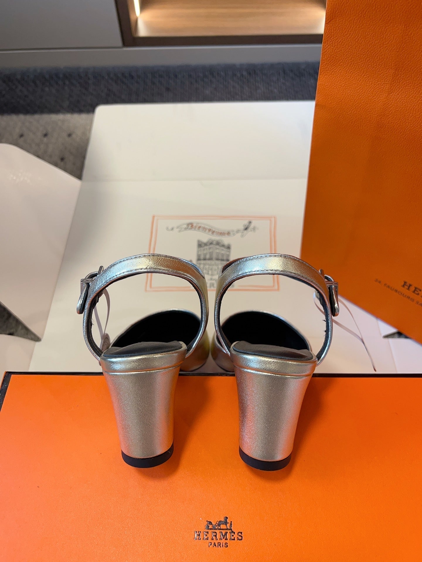 KLEO HIGH SLINGBACK IN SILVER CALFSKIN - 35