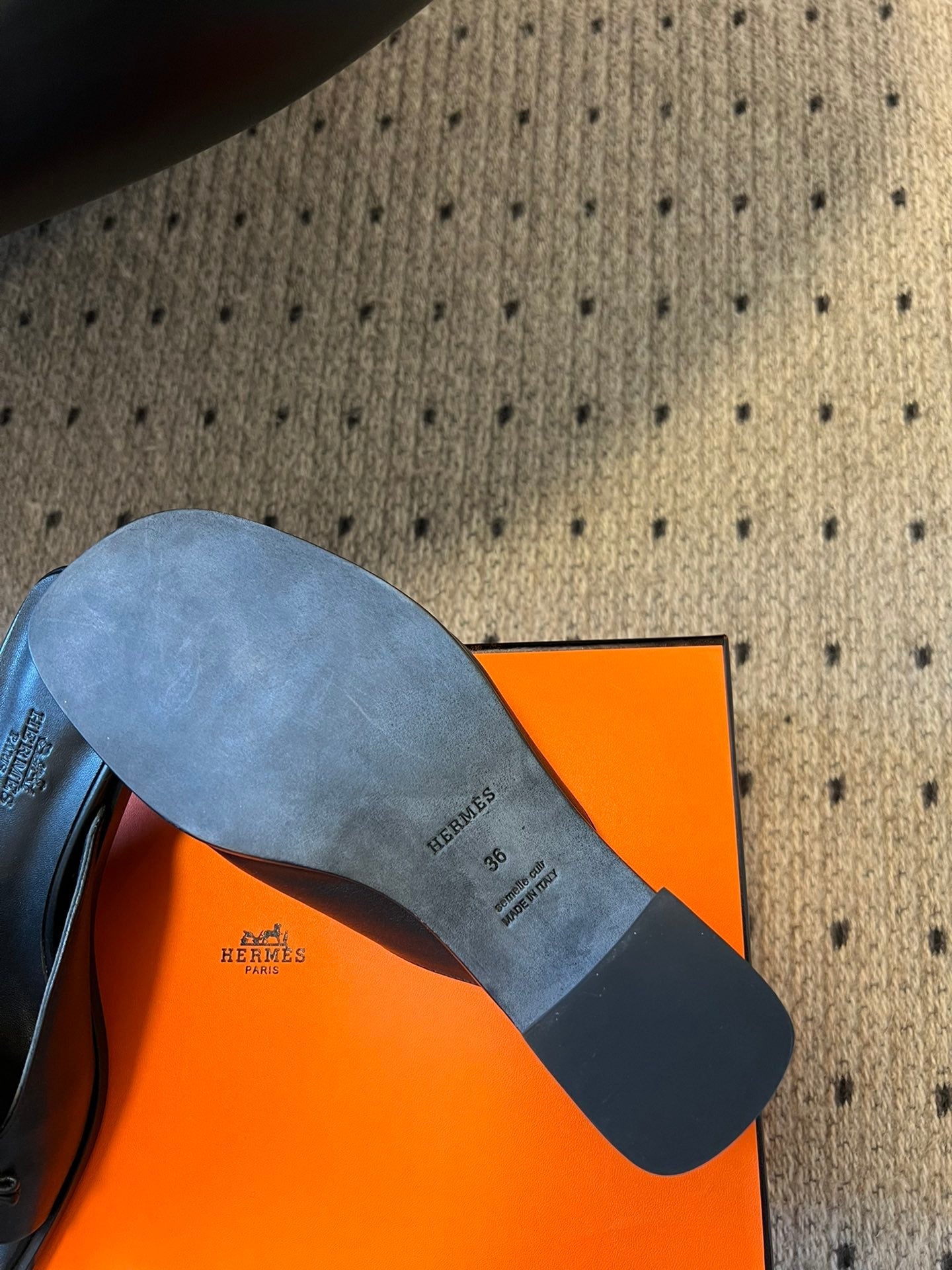 ILOT 55 MM SANDAL IN BLACK CALFSKIN - 35