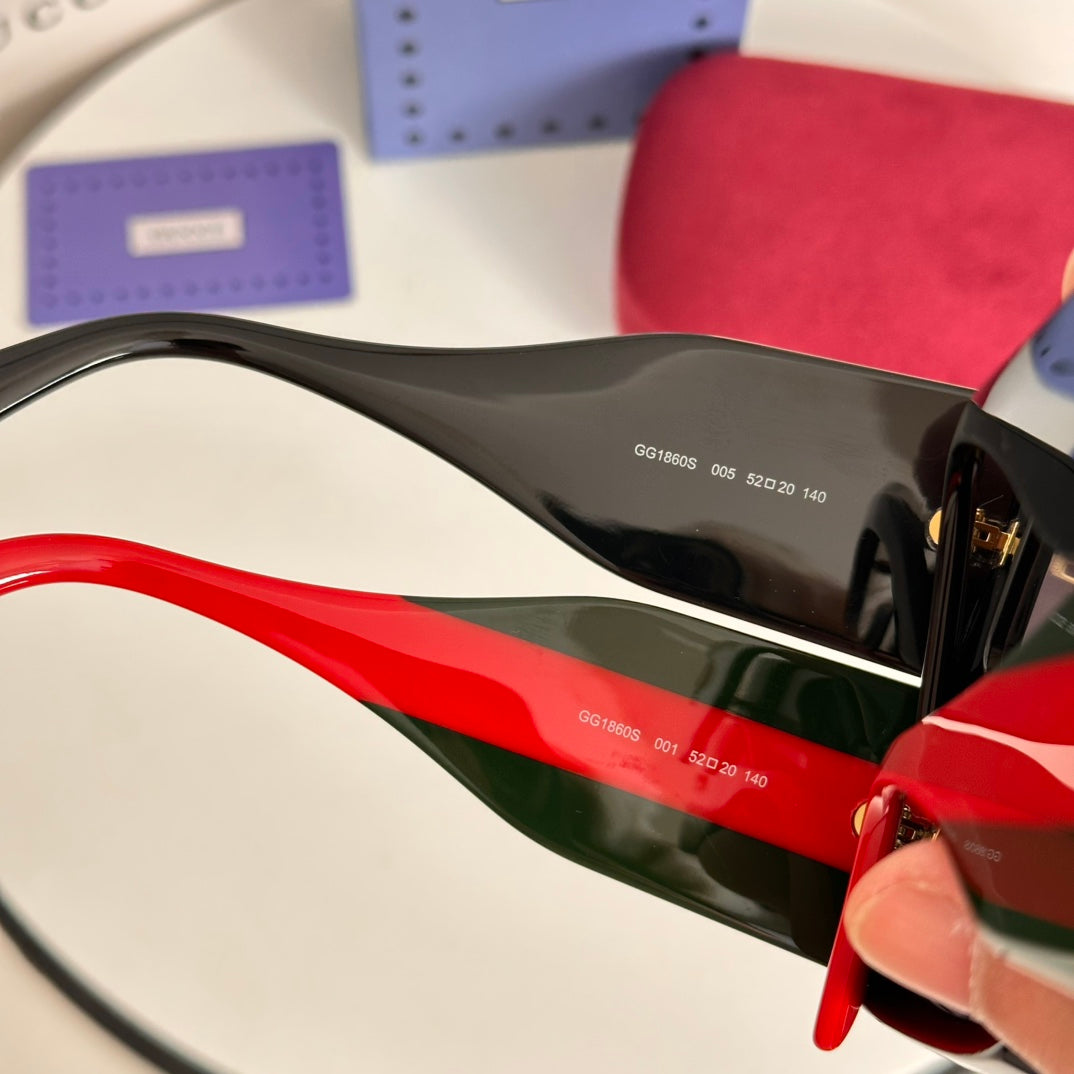 CHUNKY GEOMETRIC FRAME SUNGLASSES GG1860S IN ACETATE - Black/ black