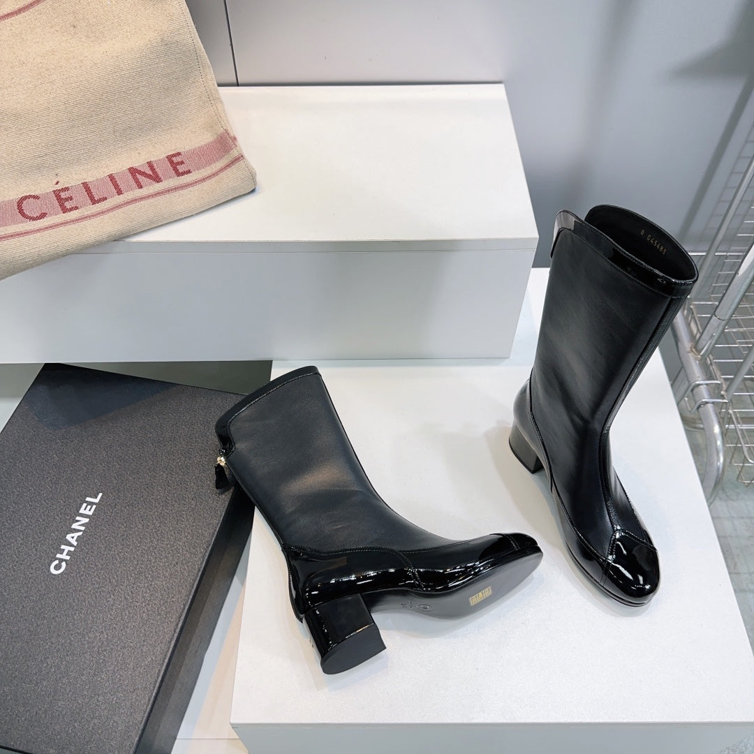 CHANEL SHORT BOOTS 25S 45 MM IN BLACK LAMBSKIN - 35