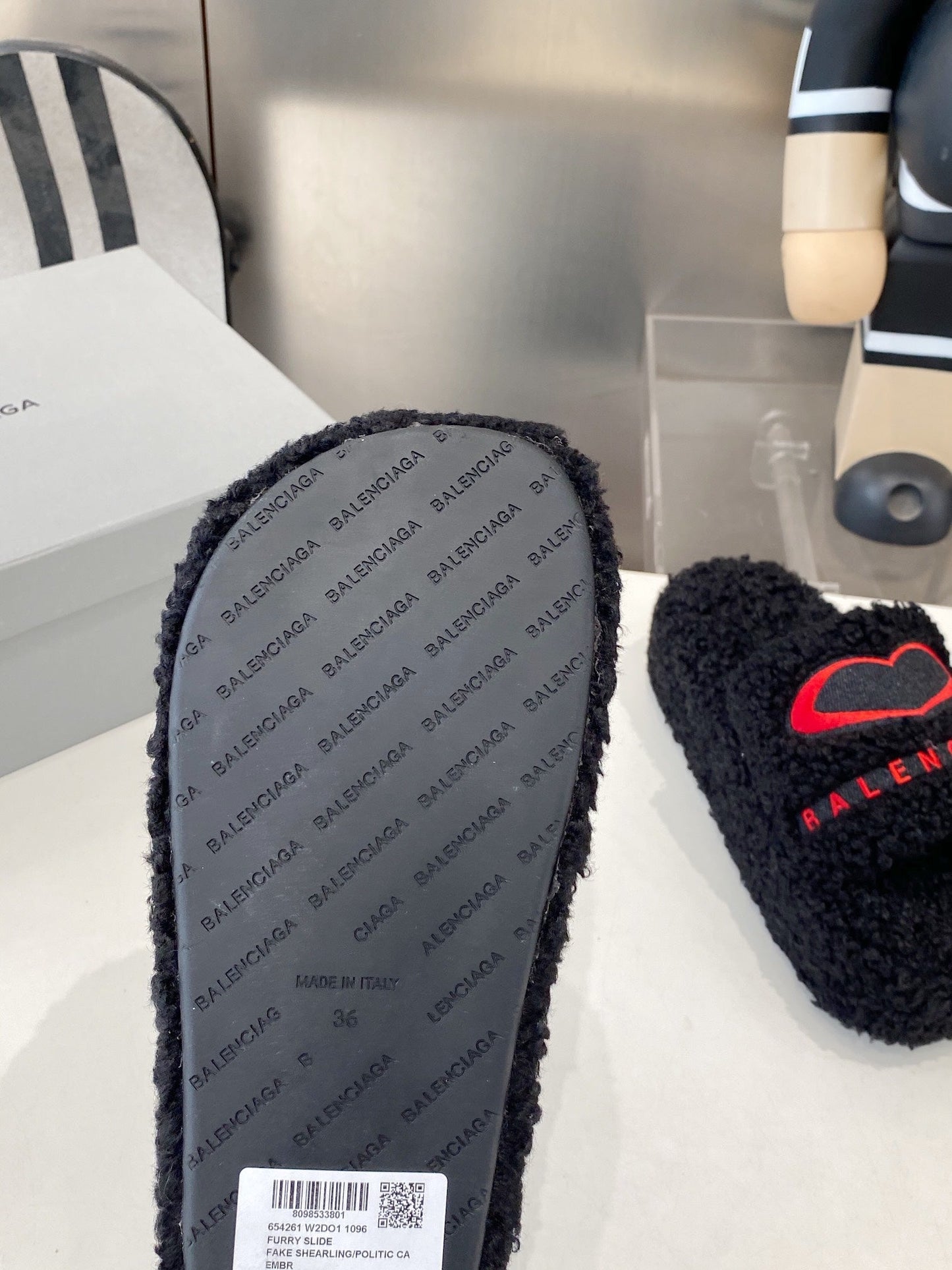 BALENCIAGA 25S SLIPPERS IN BLACK MIX RED WOOL - 35