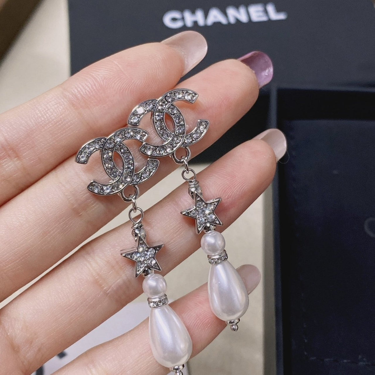 Chanel CC Crystal Star And Pearl Earrings Silver